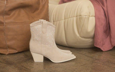 Boots Pearl Studded Western Style