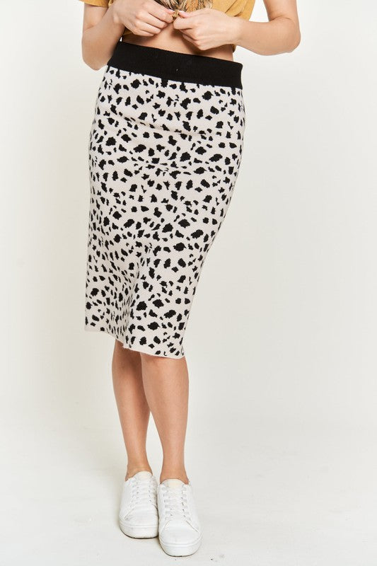 Plus Midi Skirt Sweater Animal Print