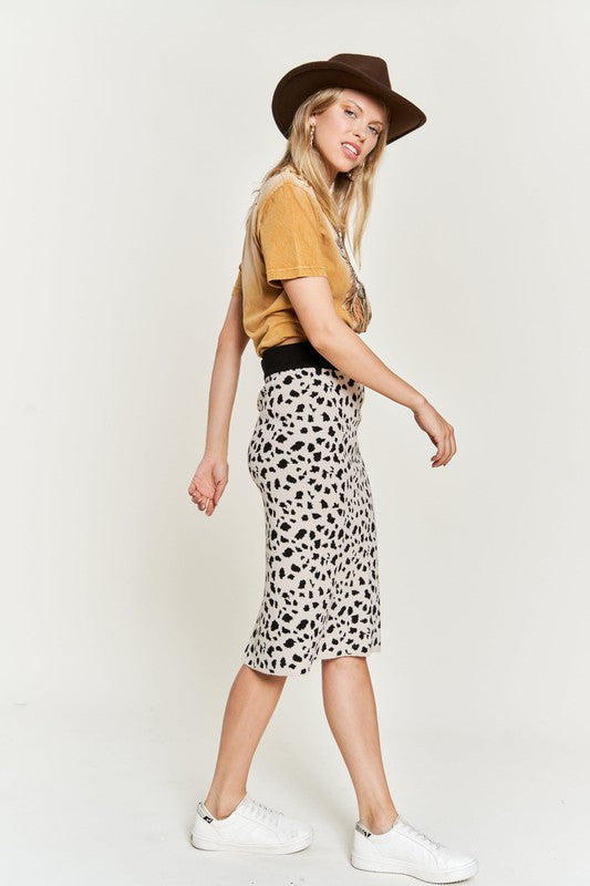 Plus Midi Skirt Sweater Animal Print