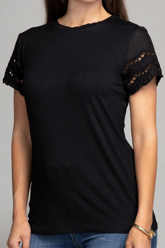 T-Shirt Embroidered Eyelet Sleeve